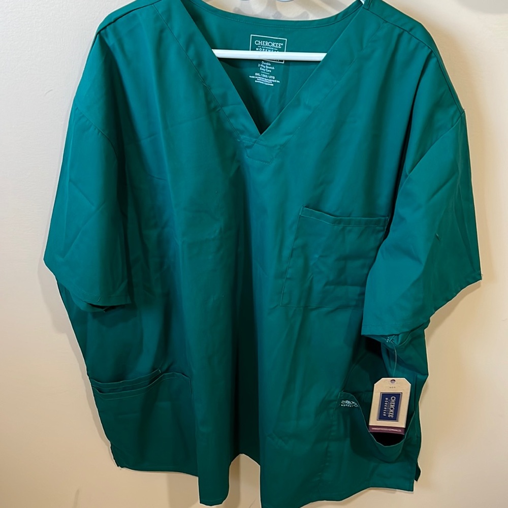 NWT Cherokee workwear scrubs top Men's Big and Tall